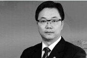 鄒碧華：公正為民、敢于擔(dān)當(dāng)?shù)暮梅ü? /></a></div>
</td>
<td width=
