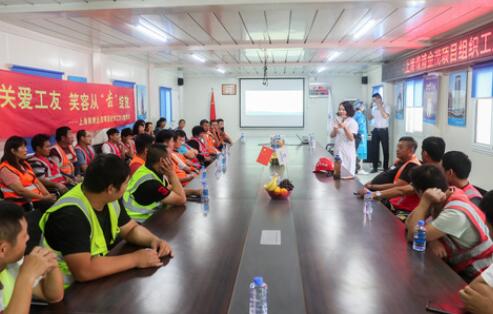 “小病挺，大病拖” 農(nóng)民工的健康保障如何破題？