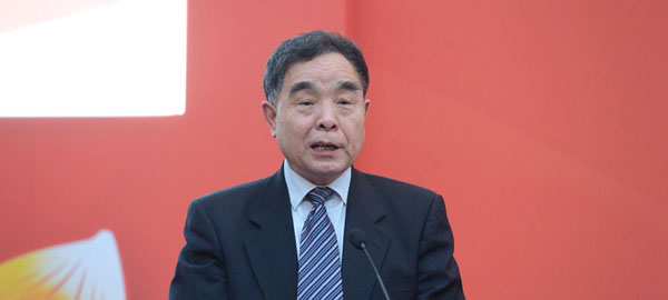 全國人大教科文衛(wèi)委員會主任委員、清華大學新聞出版學院院長柳斌杰致辭