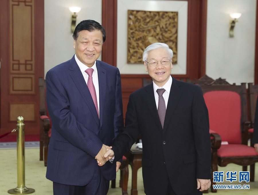 應越南共產黨邀請，中共中央政治局常委、中央書記處書記劉云山9月18日至19日對越南進行正式訪問。這是9月18日，劉云山在河內會見越共中央總書記阮富仲。 新華社記者 丁林 攝