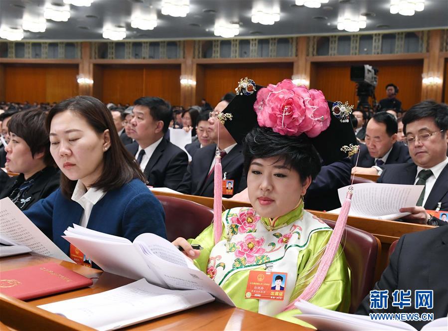 （兩會·基層代表履職故事）（1）全國人大代表孫艷玲：做好非遺事業(yè)，讓古老技藝活起來