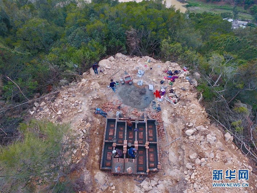（新華視點(diǎn)·圖文互動(dòng)）（2）福州沿海：密林深處、水庫(kù)旁邊，大片豪華活人墓偷偷建造……