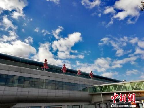資料圖：烏魯木齊國際機(jī)場。 新疆機(jī)場集團(tuán)供圖