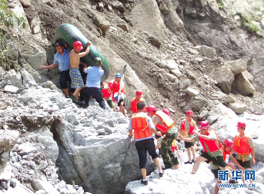 （時(shí)代先鋒·圖文互動(dòng)）（2）為人民“逆行”的人——追記退役軍人、青年禁毒民警韓順軍