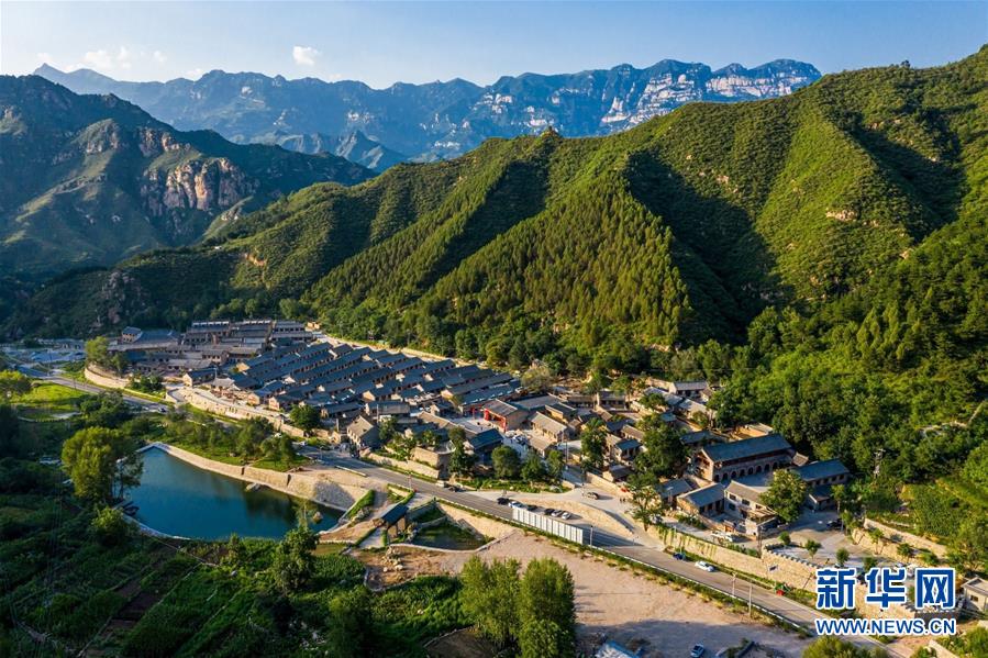 （集中連片特困地區(qū)貧困村調(diào)研行·圖文互動）（2）只要有信心，黃土變成金——河北阜平縣駱駝灣村和顧家臺村脫貧調(diào)查