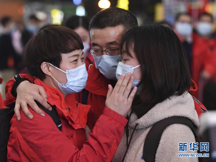 （聚焦疫情防控·對口支援19省份在奮戰(zhàn)·圖文互動）（3）“當(dāng)我們摘下口罩，看到彼此勝利的微笑”——重慶對口支援孝感市抗擊疫情紀(jì)實(shí)