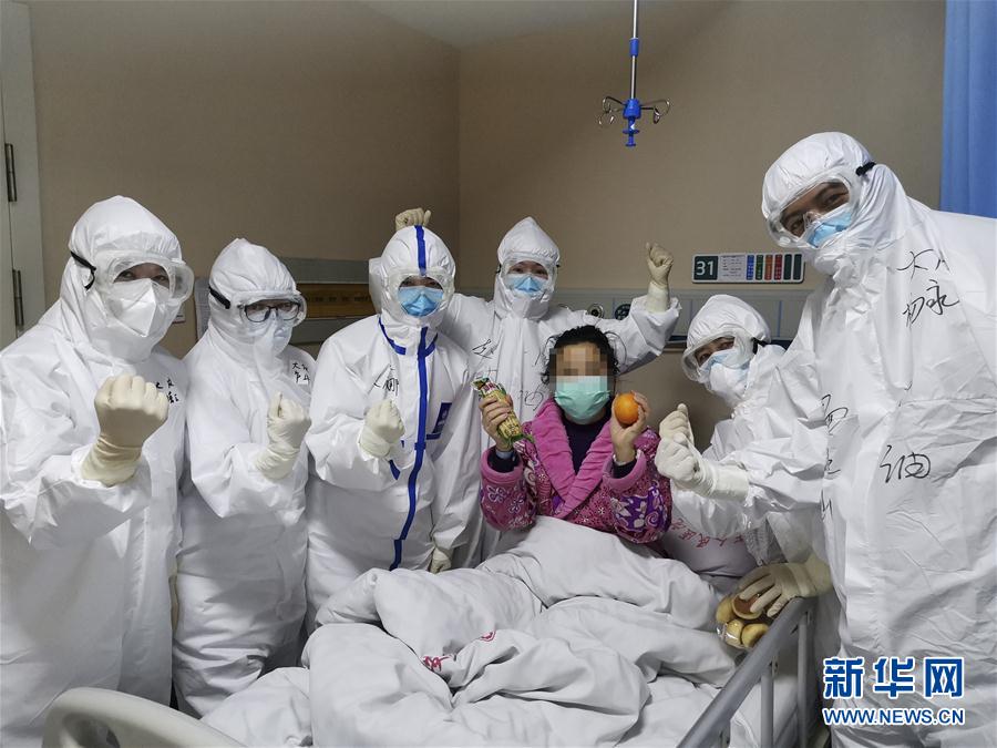 （在習(xí)近平新時(shí)代中國特色社會主義思想指引下——新時(shí)代新作為新篇章·習(xí)近平總書記關(guān)切事·圖文互動）（10）不放松！——各地努力抓緊抓實(shí)抓細(xì)疫情防控