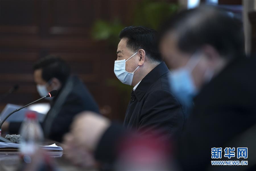 （聚焦疫情防控·圖文互動）（4）急防控所急，沖鋒勇向前——華中科技大學(xué)以科研攻關(guān)推動疫情防控救治觀察