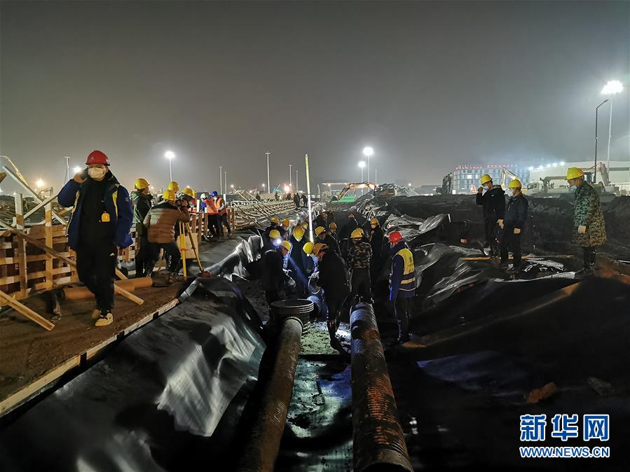 （一線抗疫群英譜·圖文互動）（3）羅文浩：“女兒，你的名字里有溫暖，有榮光！”