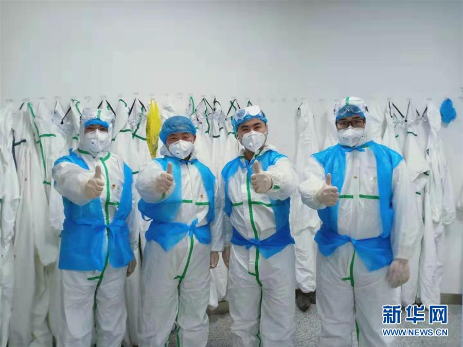 （習(xí)近平致敬的戰(zhàn)“疫”英雄·志愿者篇·圖文互動(dòng)）（2）他們，微光成炬照征程