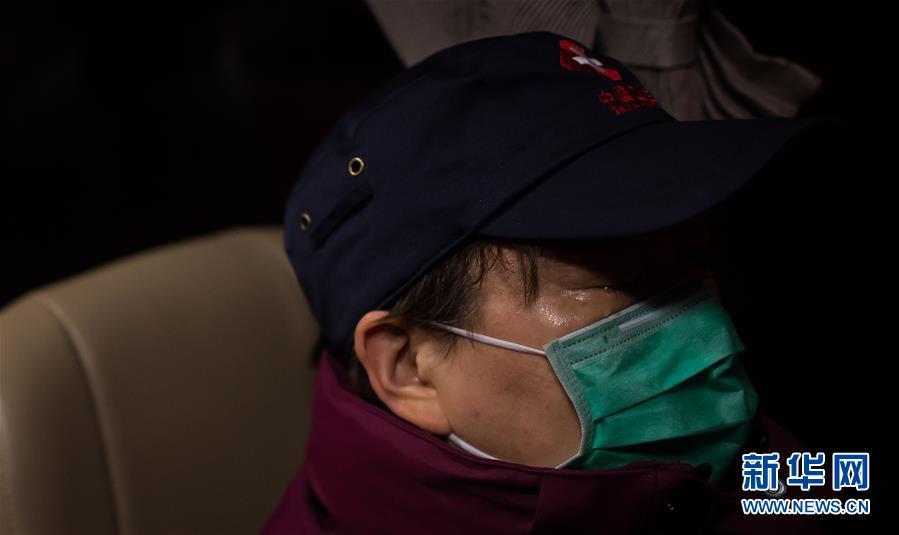 （新華全媒頭條·習(xí)近平致敬的戰(zhàn)“疫”英雄·武漢人民篇·圖文互動）（11）壯哉，大武漢——獻(xiàn)給英雄的武漢人民