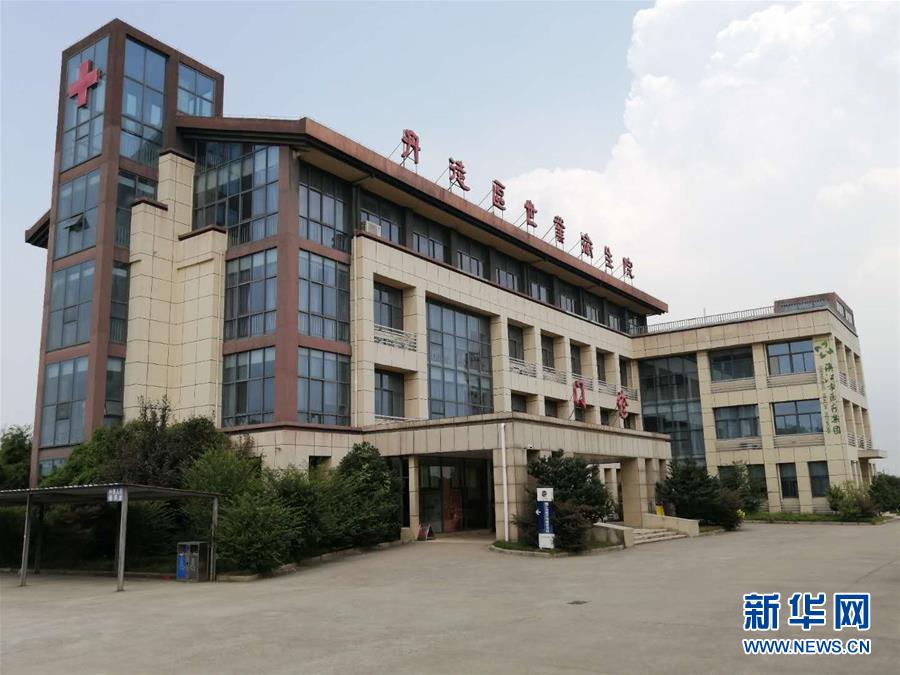 （總書記推動的改革身邊事·醫(yī)療改革篇·圖文互動）（1）特寫：“坐堂醫(yī)生”變身“健康管家”——一個(gè)鄉(xiāng)鎮(zhèn)家庭醫(yī)生團(tuán)隊(duì)的診療記錄