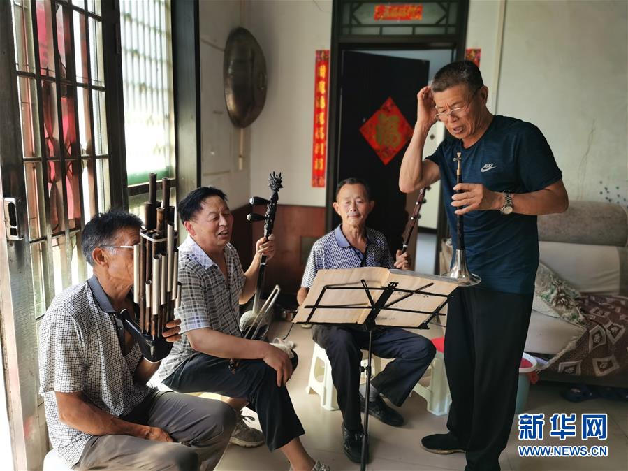 （來(lái)自一線的調(diào)查報(bào)告·圖文互動(dòng)）（2）從送文化、種文化到創(chuàng)文化——解碼鄉(xiāng)村文化振興的河南探索