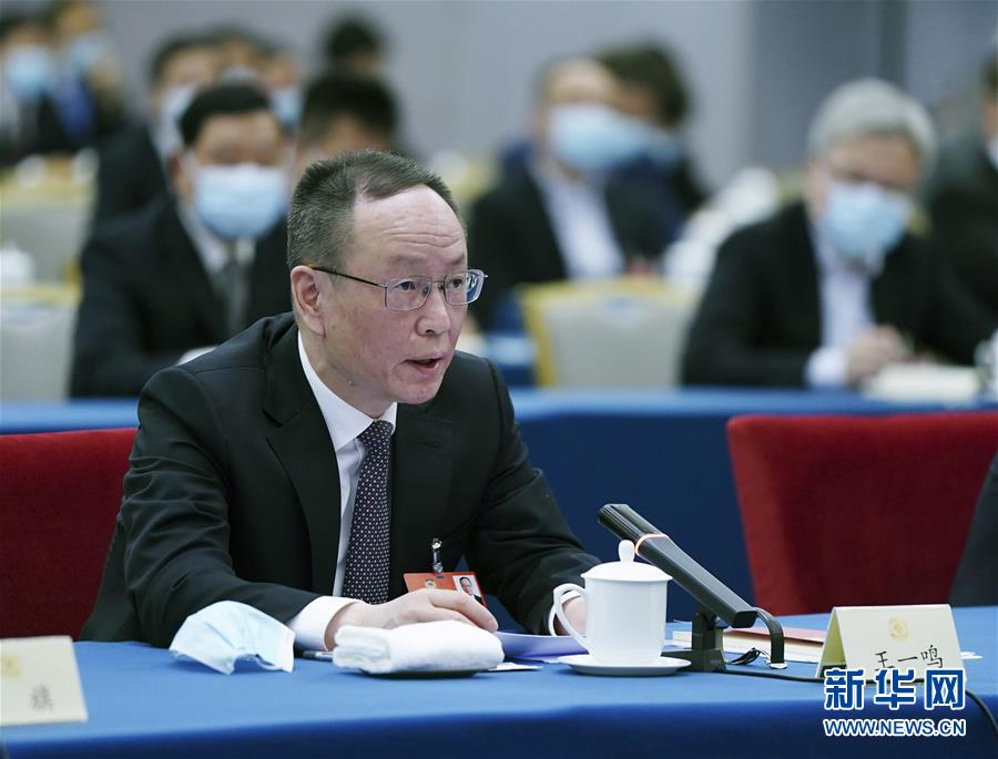 （新華全媒頭條·圖文互動(dòng)）（7）從人民中汲取磅礴力量——習(xí)近平總書(shū)記同出席2020年全國(guó)兩會(huì)人大代表、政協(xié)委員共商國(guó)是紀(jì)實(shí)