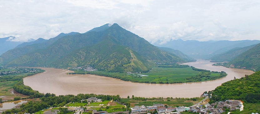 輕舟正過萬重山——深入推動(dòng)長江經(jīng)濟(jì)帶發(fā)展述評(píng)