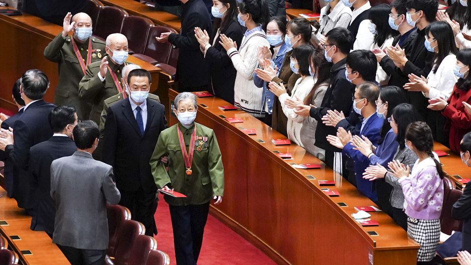 大會前，志愿軍老同志入場