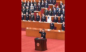 習(xí)近平當(dāng)選國(guó)家主席、中央軍委主席