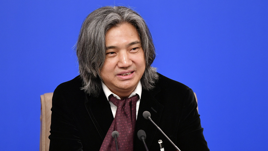 全國政協(xié)常委、文化文史和學(xué)習(xí)委員會委員，中國美術(shù)館館長，中國美術(shù)家協(xié)會副主席 吳為山