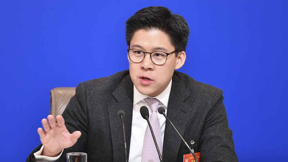全國政協(xié)委員、中國香港體育協(xié)會暨奧林匹克委員會副會長、霍英東集團副總裁 霍啟剛