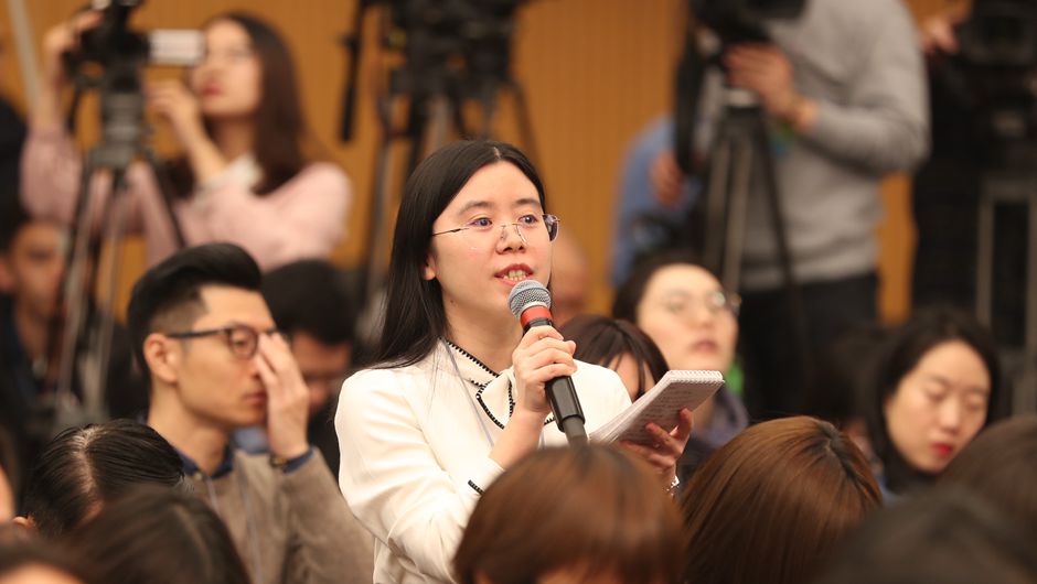 南方報(bào)業(yè)全媒體、南方都市報(bào)記者提問