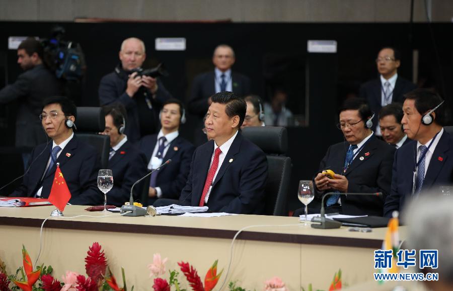 7月15日，國家主席習(xí)近平在巴西福塔萊薩出席金磚國家領(lǐng)導(dǎo)人第六次會晤。 新華社記者 蘭紅光 攝 