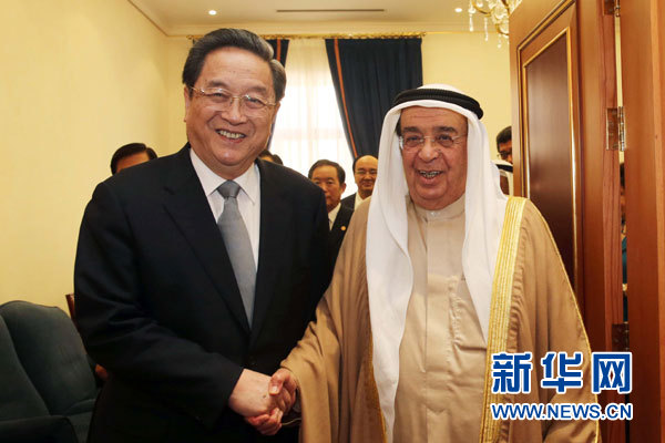11月6日，正在巴林進行正式友好訪問的全國政協(xié)主席俞正聲在麥納麥會見巴林副首相穆罕默德。 新華社記者劉衛(wèi)兵攝