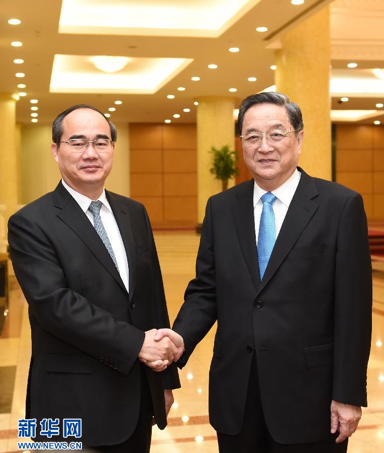 12月25日至27日，中共中央政治局常委、全國(guó)政協(xié)主席俞正聲對(duì)越南進(jìn)行正式訪問(wèn)。這是12月26日，俞正聲在河內(nèi)與越南祖國(guó)陣線主席阮善仁舉行會(huì)談。 新華社記者劉建生攝