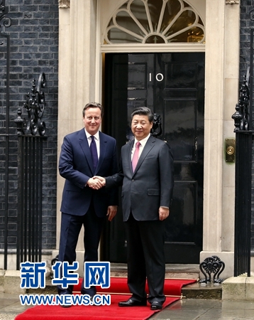 10月21日，國家主席習(xí)近平在倫敦唐寧街首相府同英國首相卡梅倫舉行會談。 新華社記者 鞠鵬 攝 