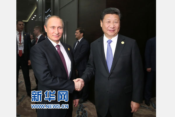 11月15日，國家主席習近平在土耳其安塔利亞會見俄羅斯總統(tǒng)普京。 新華社記者馬占成攝