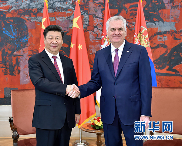 6月18日，國(guó)家主席習(xí)近平在貝爾格萊德同塞爾維亞總統(tǒng)尼科利奇舉行會(huì)談。 新華社記者 李濤 攝 