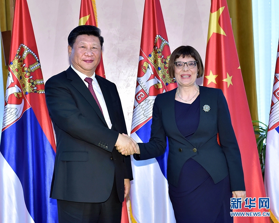 6月18日，國家主席習(xí)近平在貝爾格萊德會見塞爾維亞國民議會議長戈伊科維奇。 新華社記者李濤攝