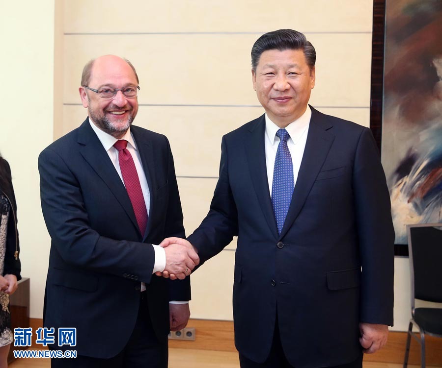7月6日，國(guó)家主席習(xí)近平在柏林會(huì)見(jiàn)德國(guó)社會(huì)民主黨主席舒爾茨。新華社記者 姚大偉 攝