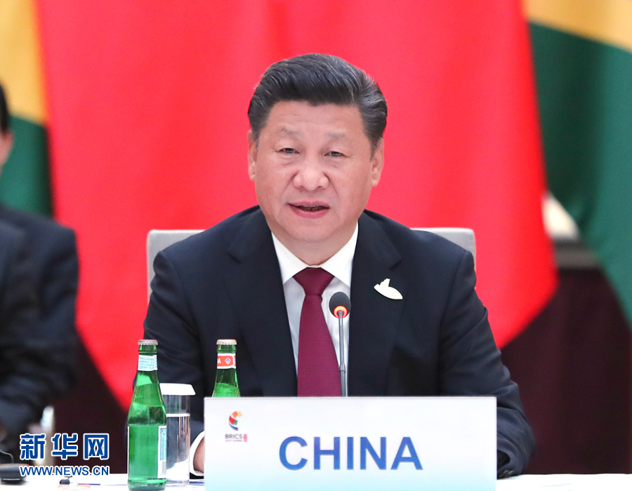 7月7日，國家主席習近平在德國漢堡主持金磚國家領導人非正式會晤，發(fā)表引導性講話和總結講話。 新華社記者 馬占成 攝