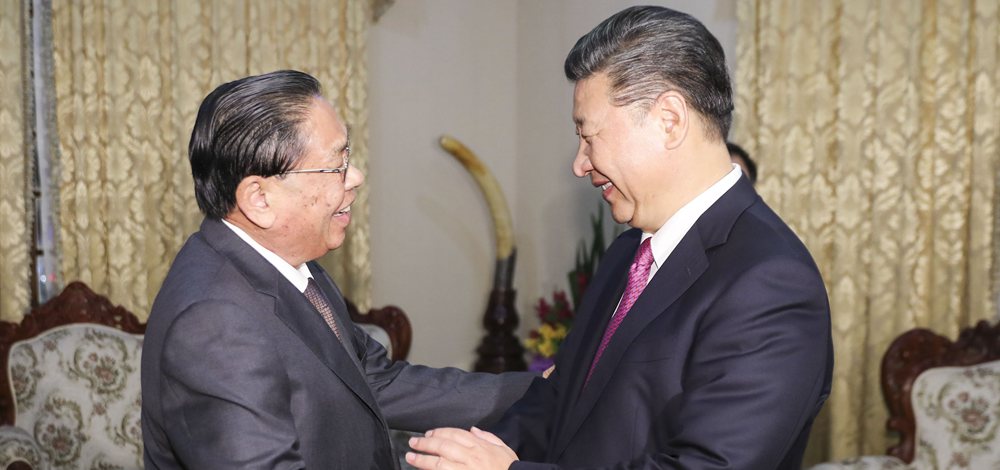 習(xí)近平會(huì)見老撾人民革命黨中央委員會(huì)前總書記、前國(guó)家主席朱馬里