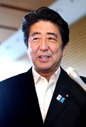日媒：安倍搞“曲線(xiàn)修憲”貽害無(wú)窮